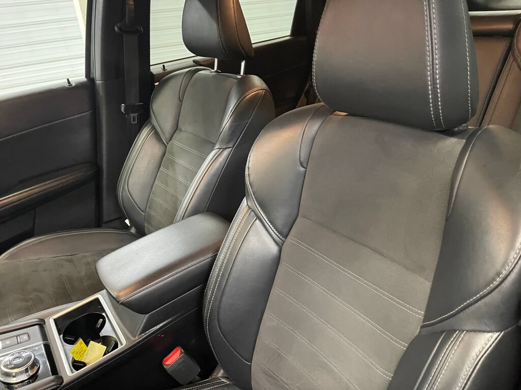 Used 2024 Mitsubishi Outlander SE FWD image 6