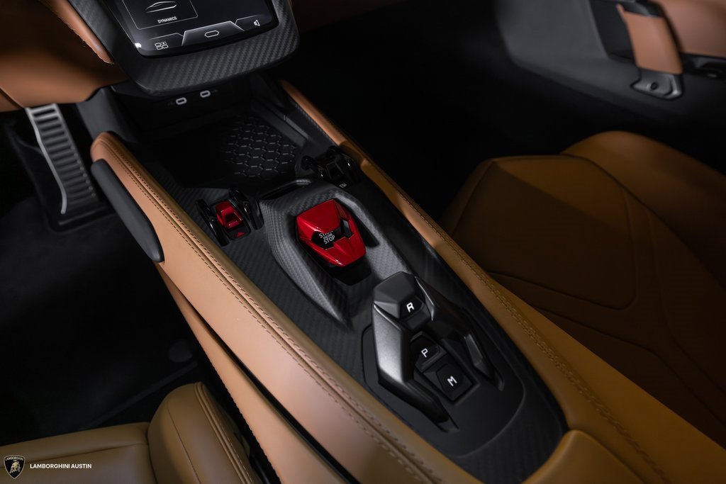 Used 2024 Lamborghini Revuelto image 32