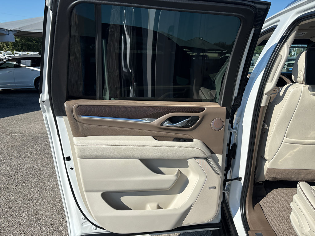 Certified 2024 GMC Yukon XL Denali w/ Advanced Technology Package AWD/4WD image 16