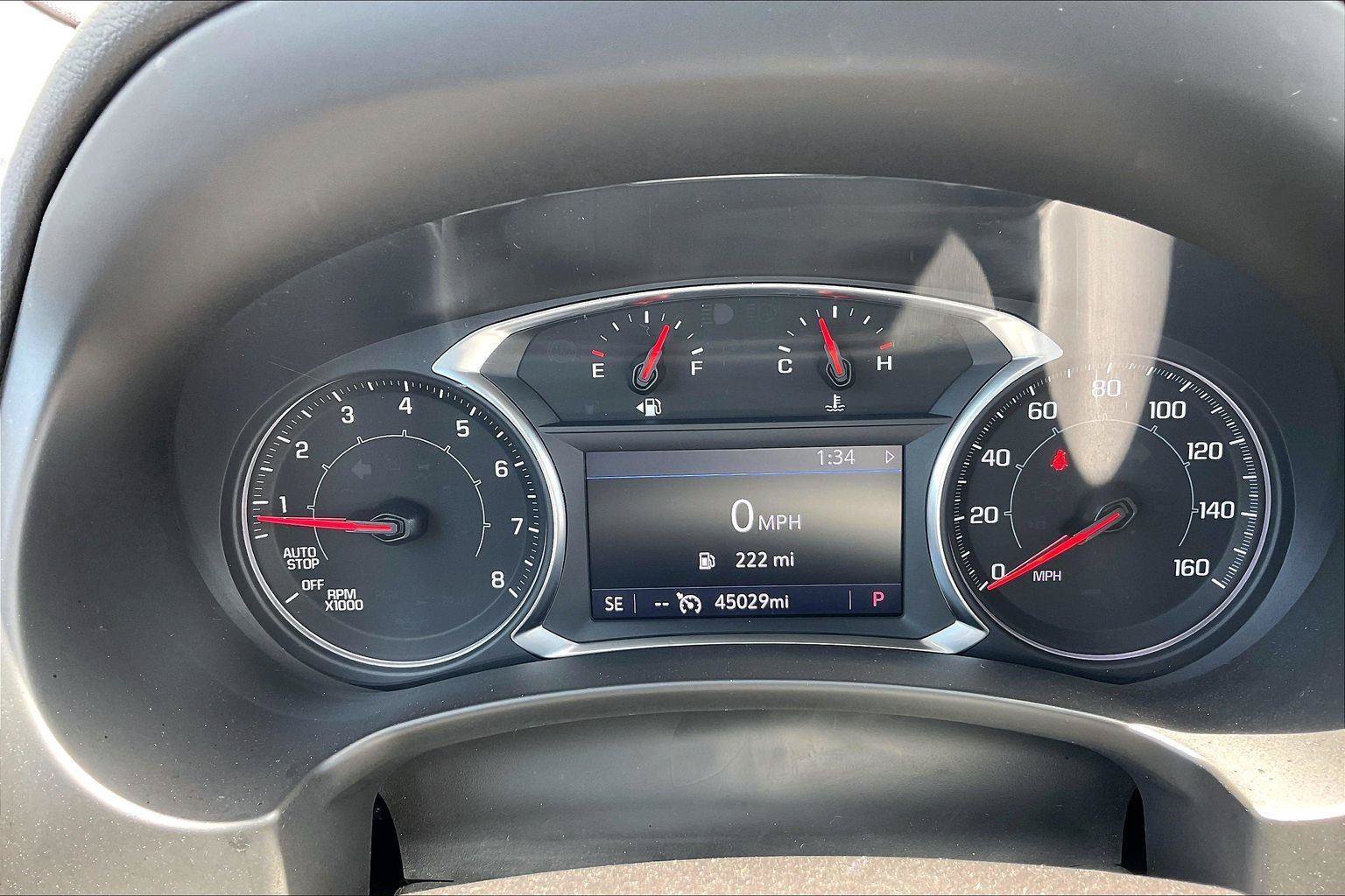 Used 2024 GMC Terrain SLT AWD/4WD image 20