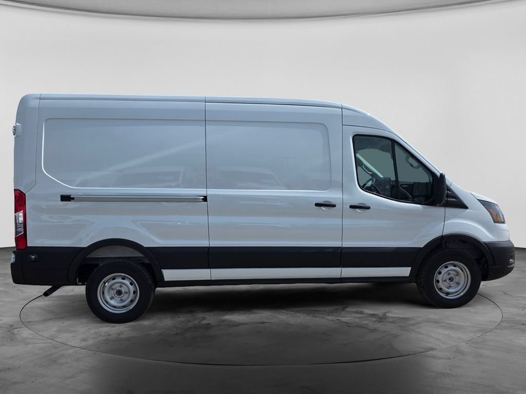 New 2026 Ford Transit 250 148 Medium Roof w/ Load Area Protection Package RWD image 9