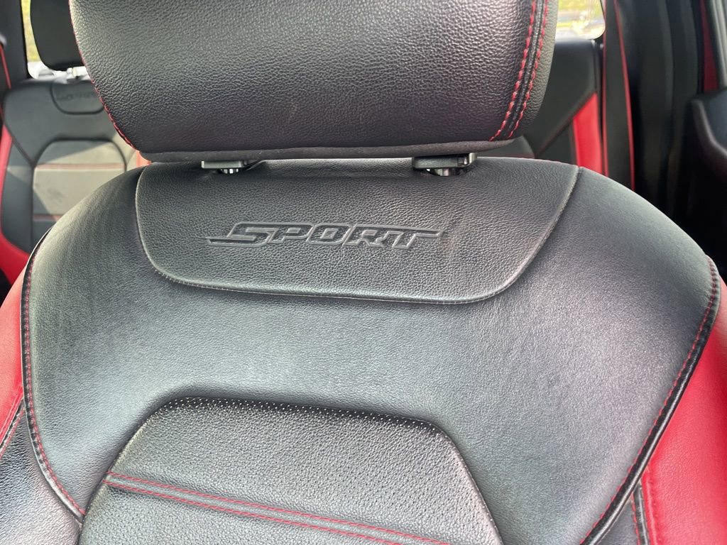 Used 2018 Ford F150 Lariat w/ Equipment Group 502A Luxury image 18