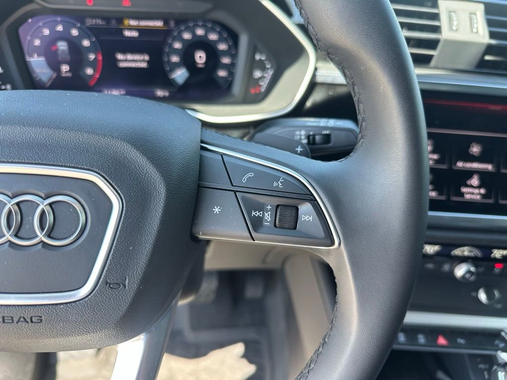 Certified 2025 Audi Q3 2.0T Premium w/ Convenience Package image 17