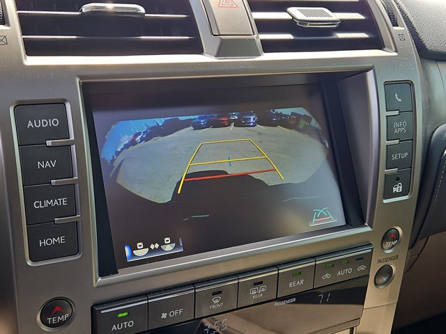 Used 2021 Lexus GX 460 Luxury w/ Accessory Package AWD/4WD image 30