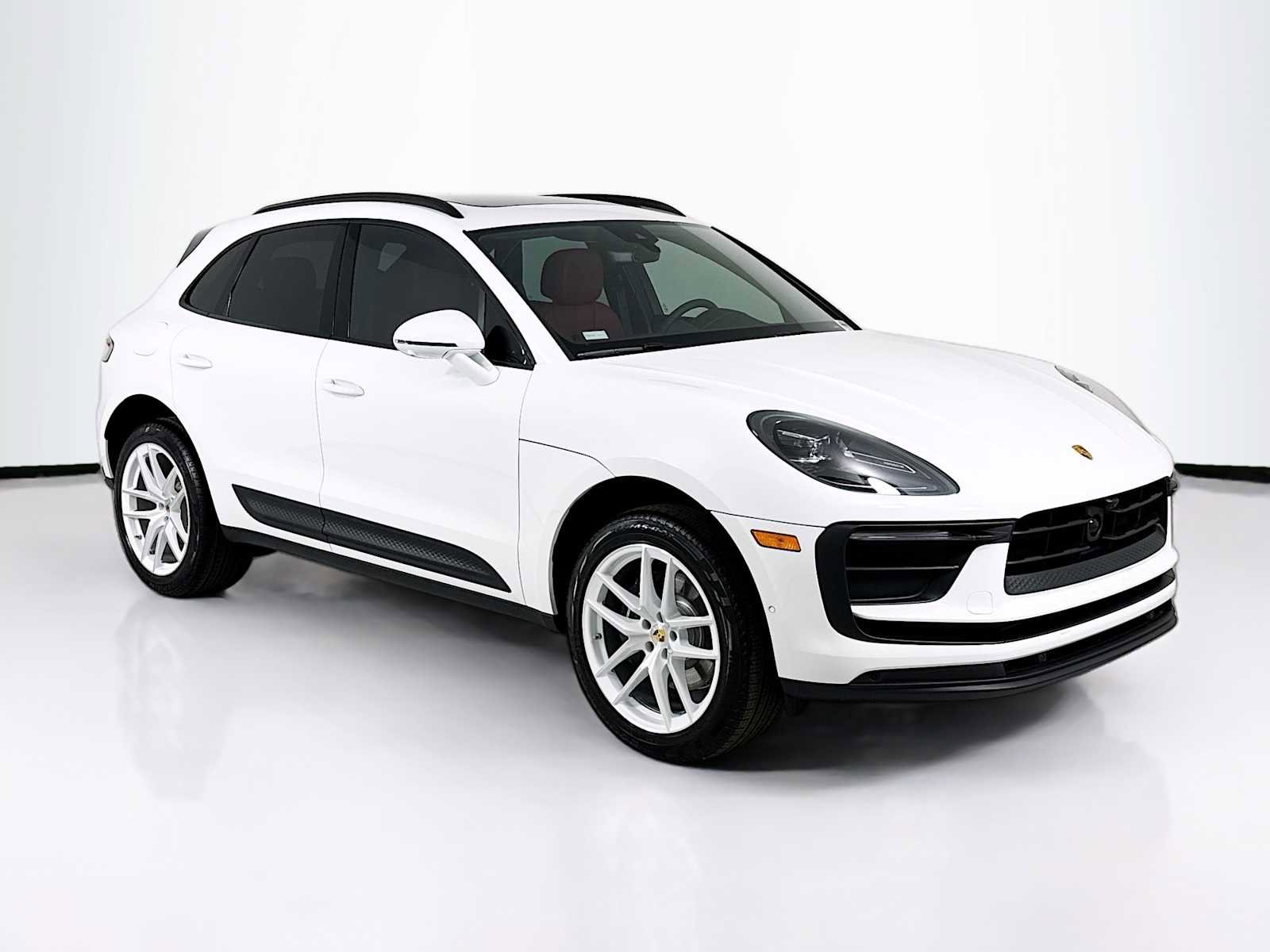 New 2026 Porsche Macan image 7