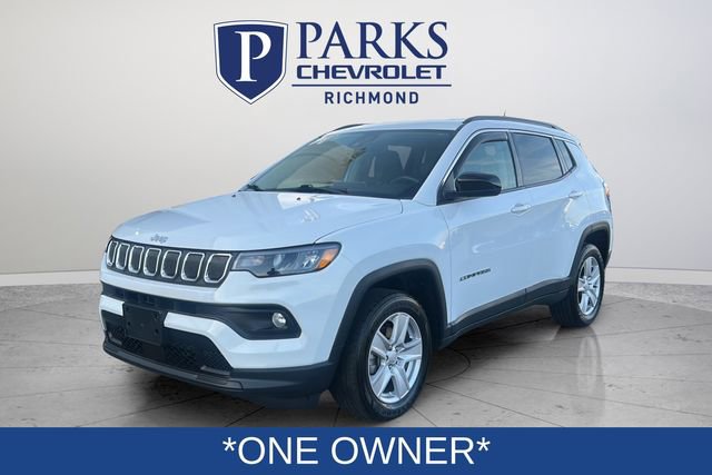 Used 2022 Jeep Compass Latitude w/ Convenience Group AWD/4WD image 3