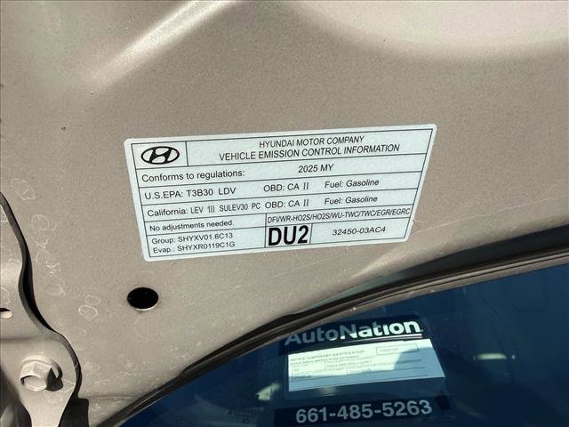 Certified 2025 Hyundai Elantra Limited image 21