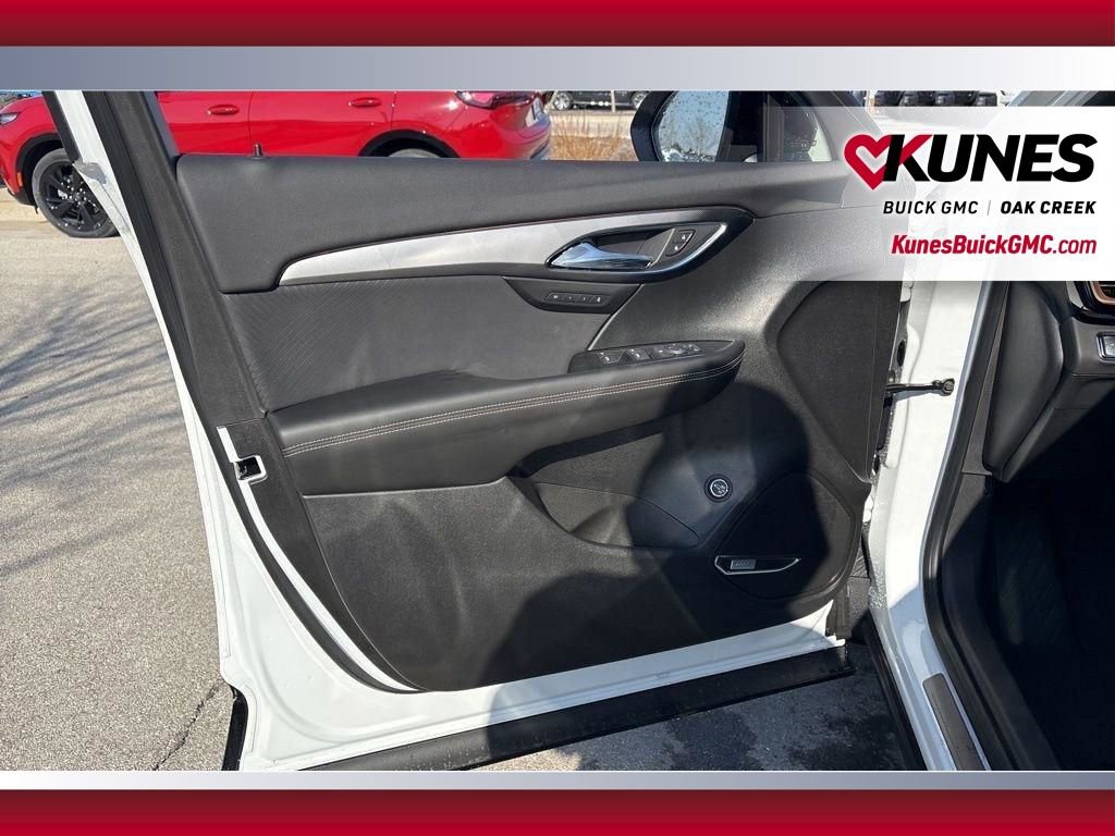 New 2025 Buick Envision Sport Touring image 8