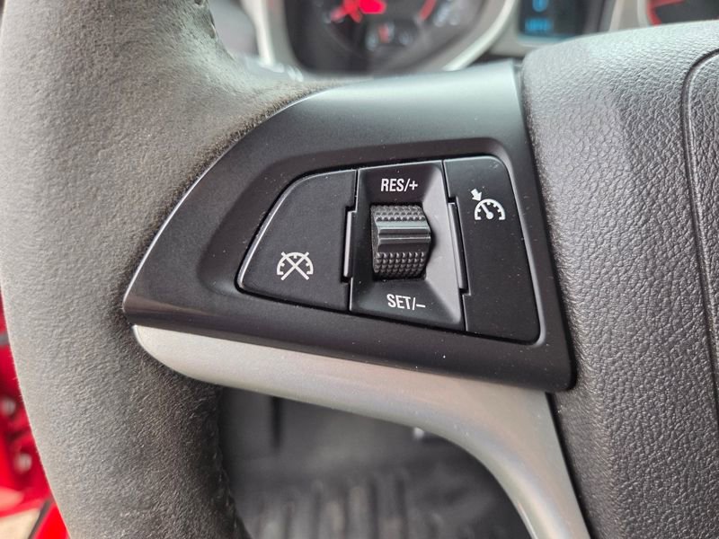 Used 2015 Chevrolet Camaro SS w/ SS Performance Package RWD image 21