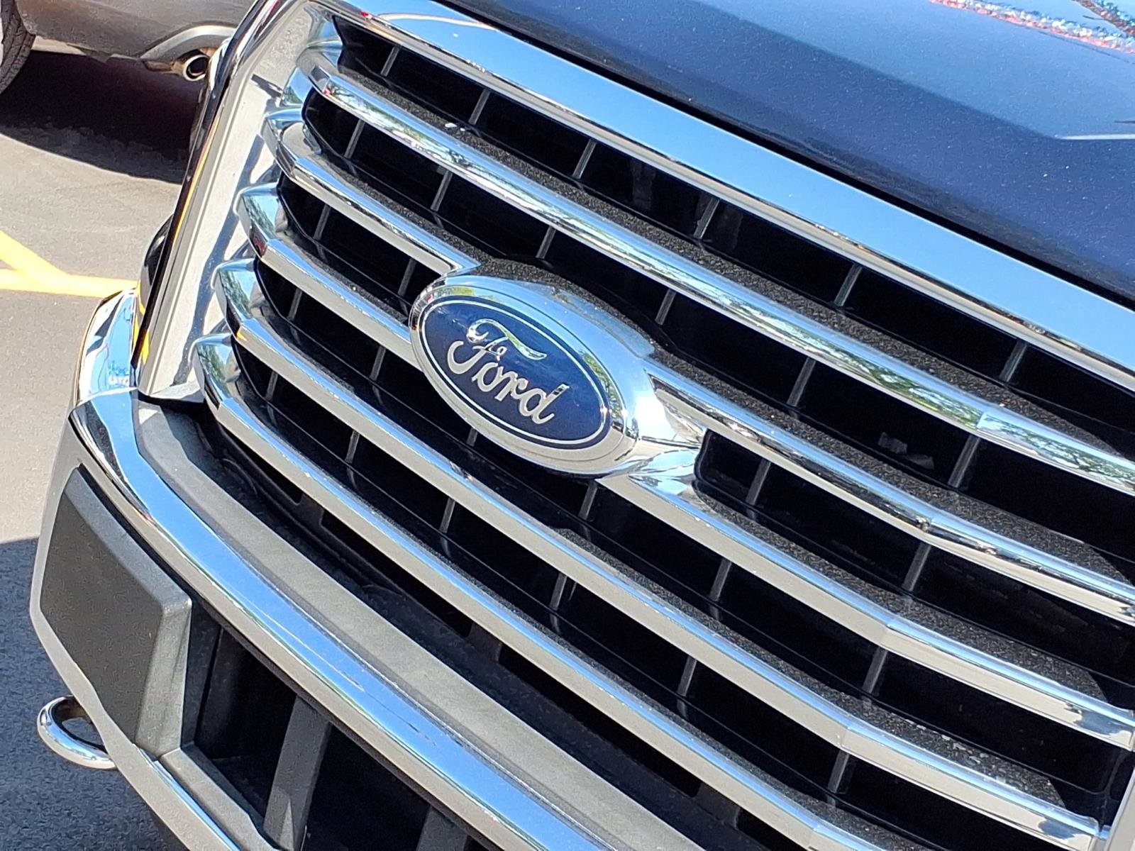 Used 2016 Ford F150 XLT w/ Equipment Group 302A Luxury AWD/4WD image 31
