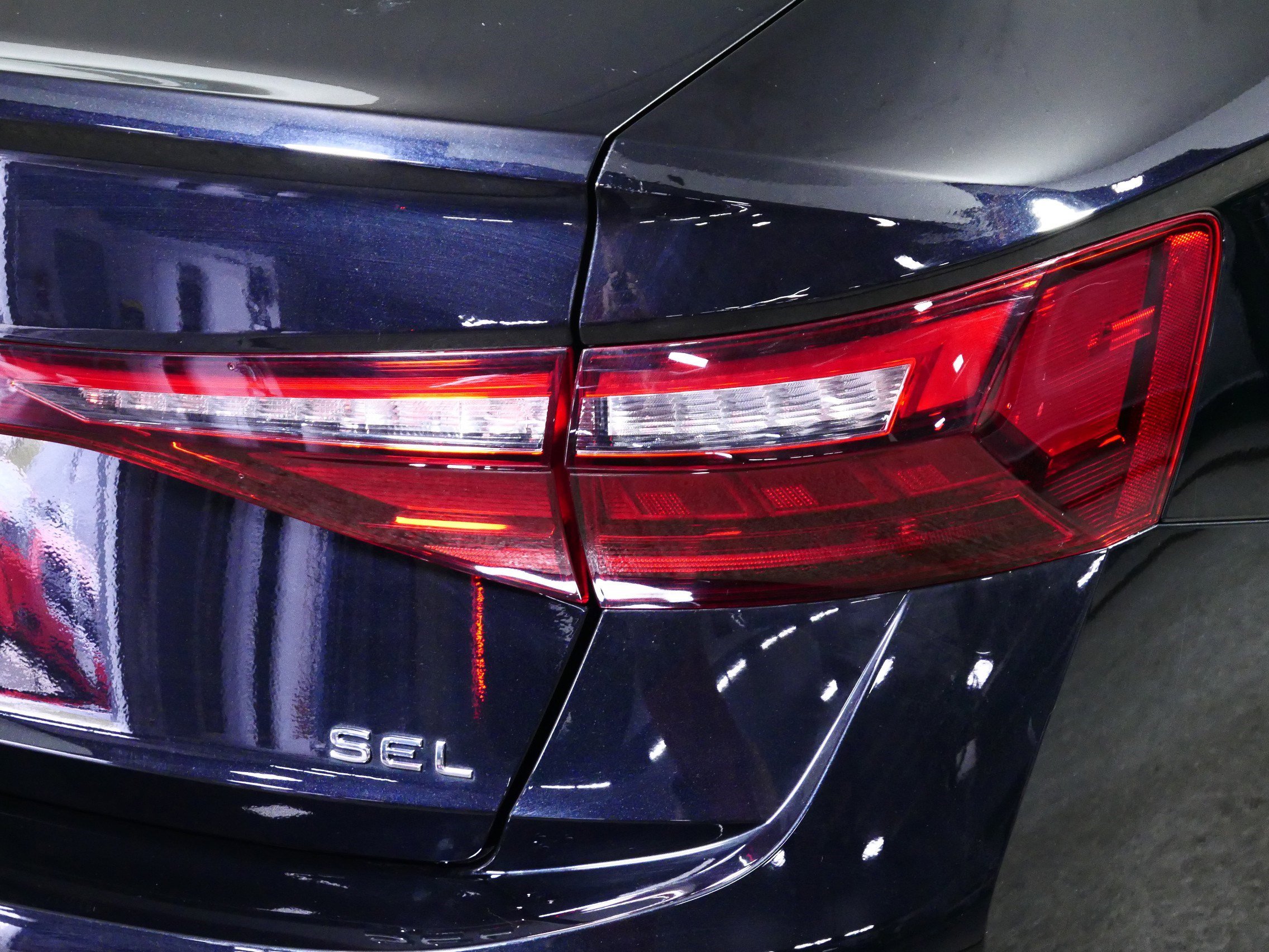 Certified 2025 Volkswagen Jetta SEL FWD image 17