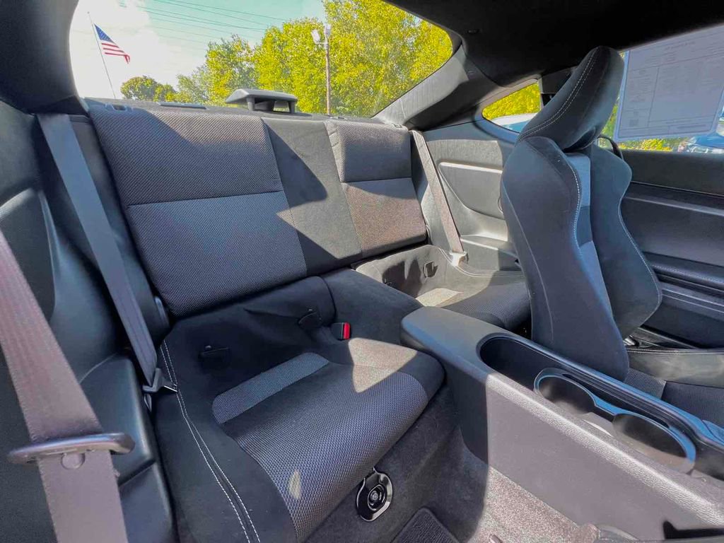 Used 2019 Toyota 86 image 14