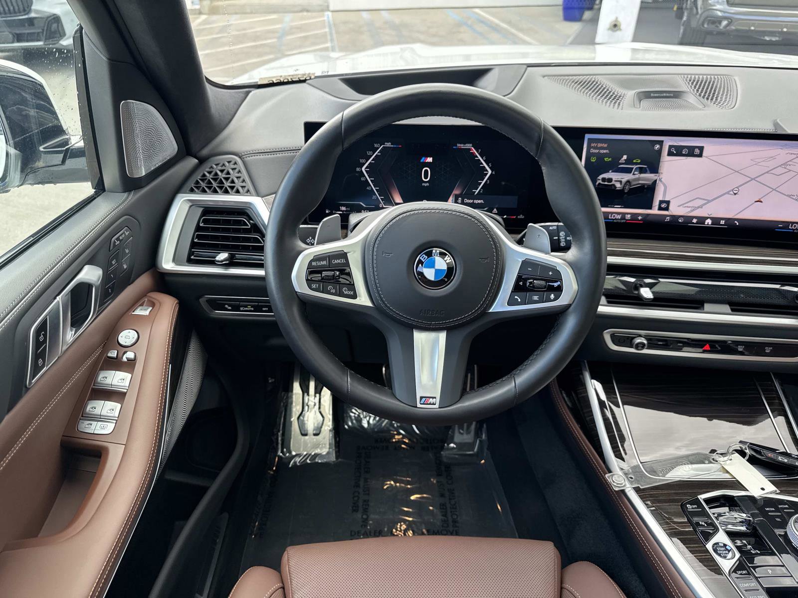 Used 2024 BMW X7 xDrive40i AWD/4WD image 8