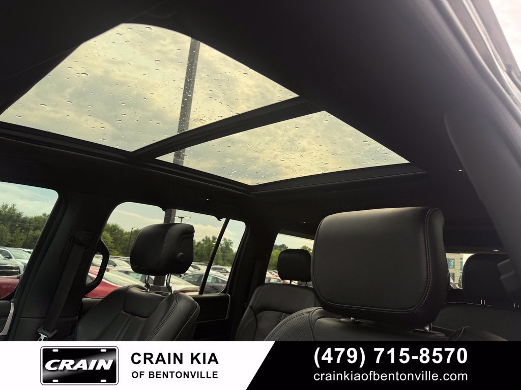 Used 2022 Jeep Wagoneer Series III w/ Premium Group I AWD/4WD image 21