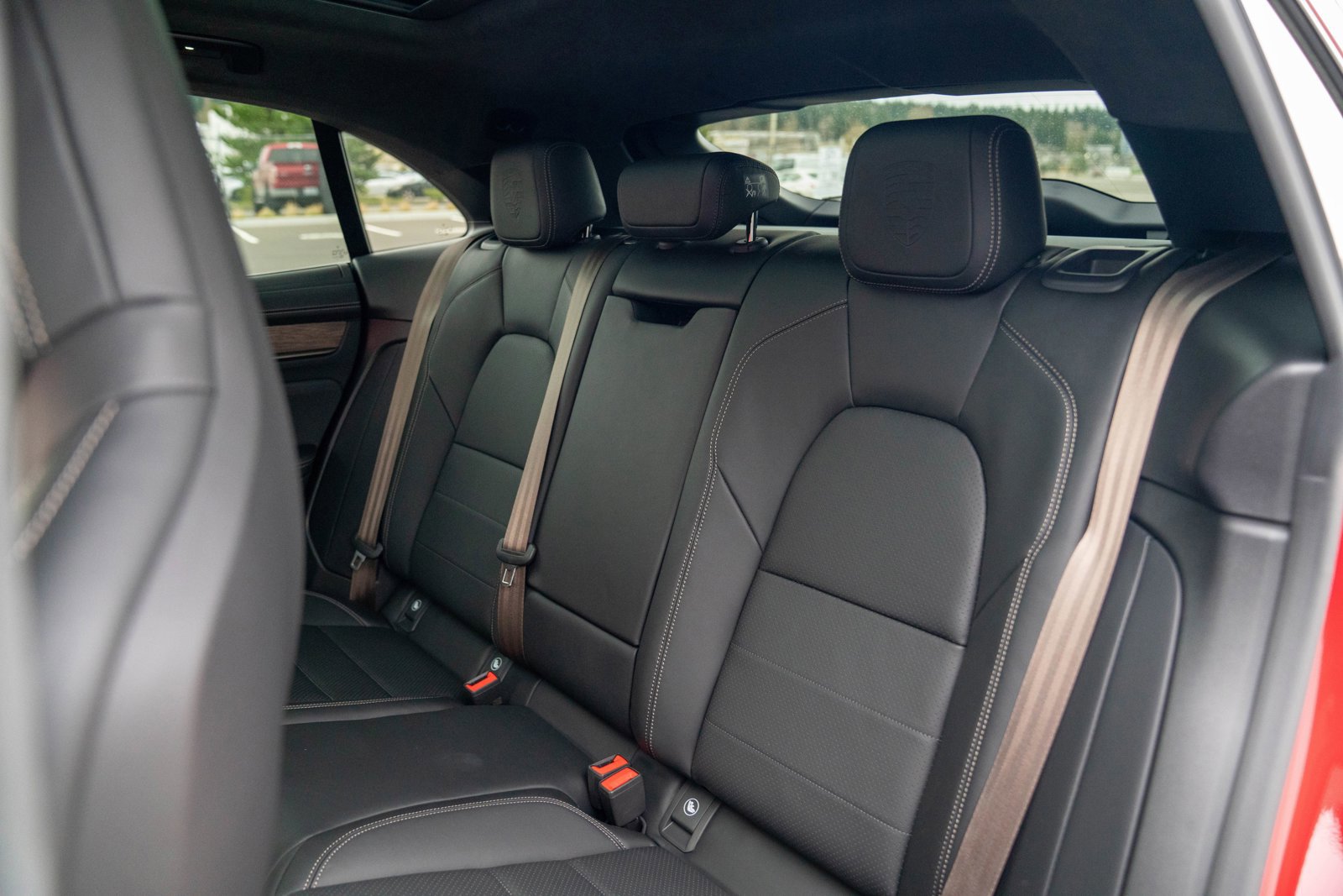 New 2026 Porsche Macan Turbo Electric image 23