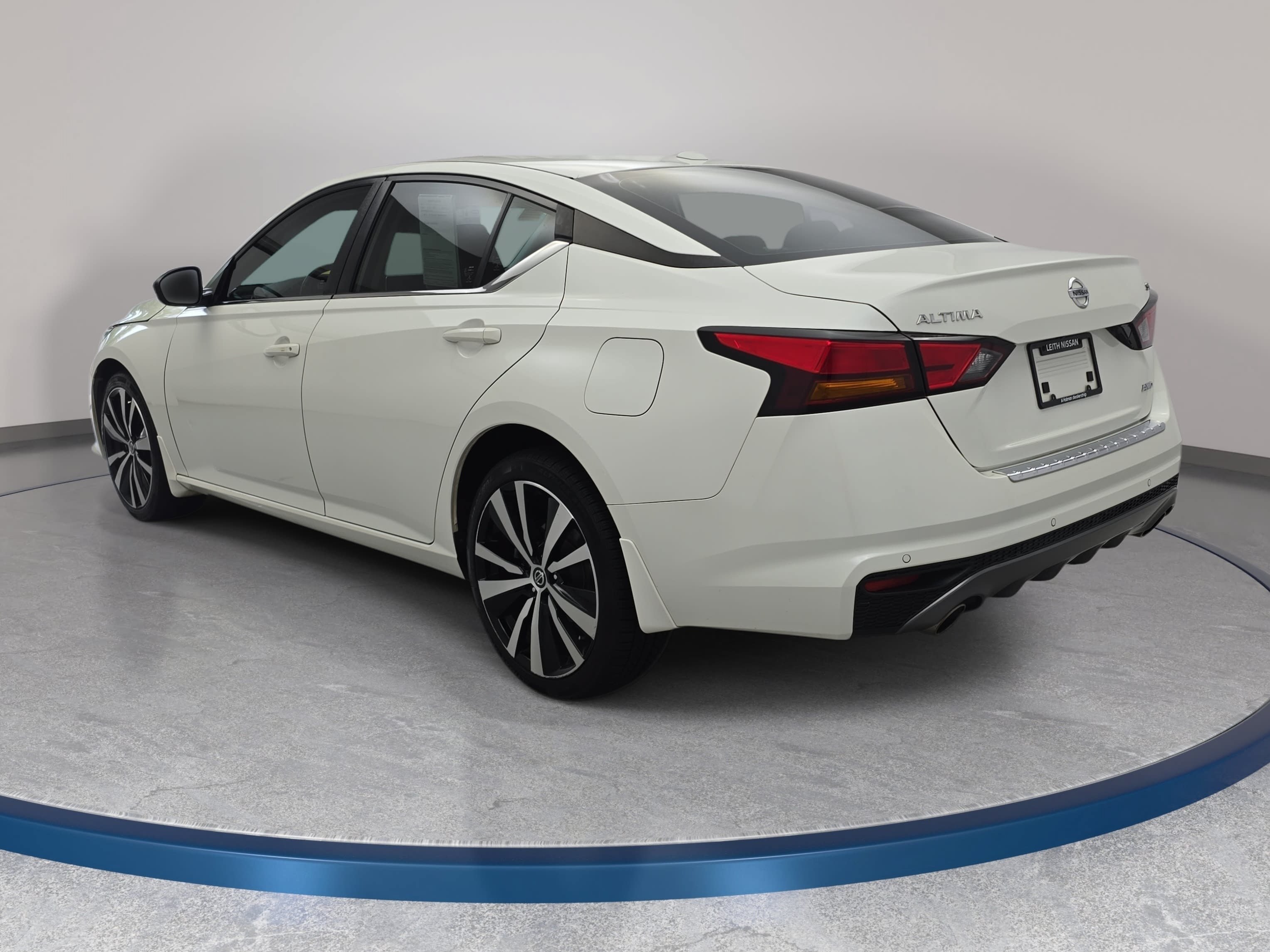 Certified 2022 Nissan Altima 2.5 SR AWD/4WD image 7