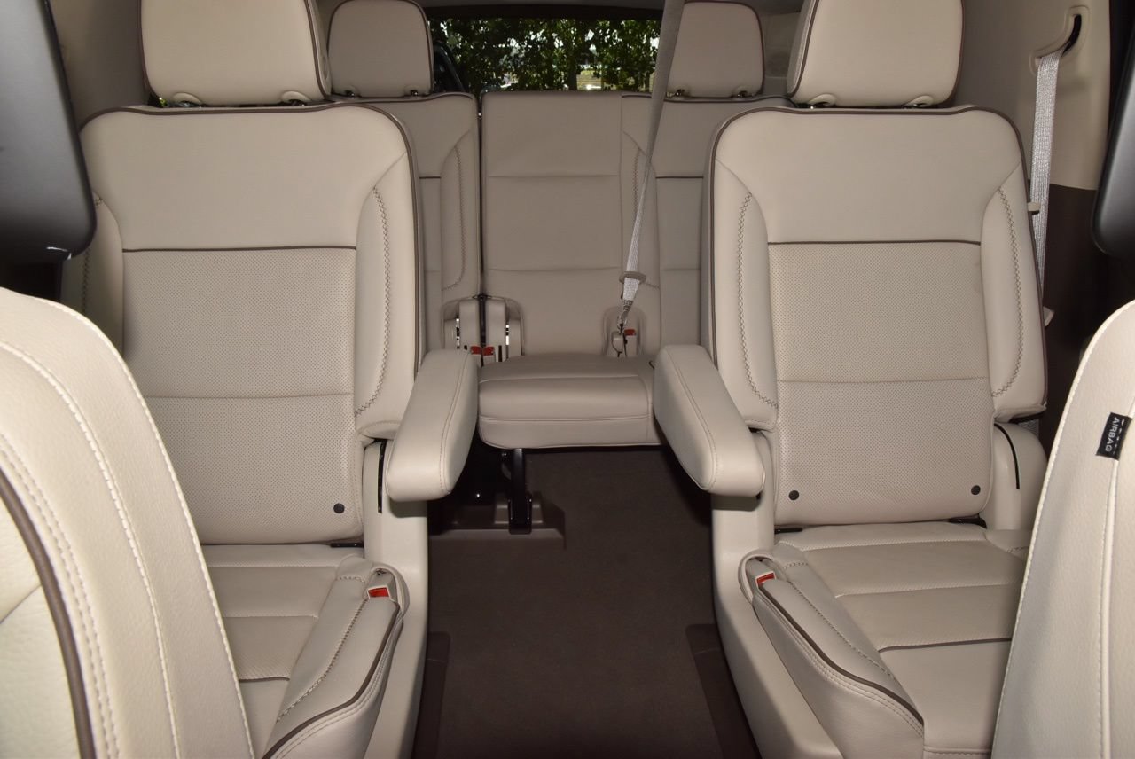Used 2024 GMC Yukon XL Denali w/ Advanced Technology Package AWD/4WD image 22