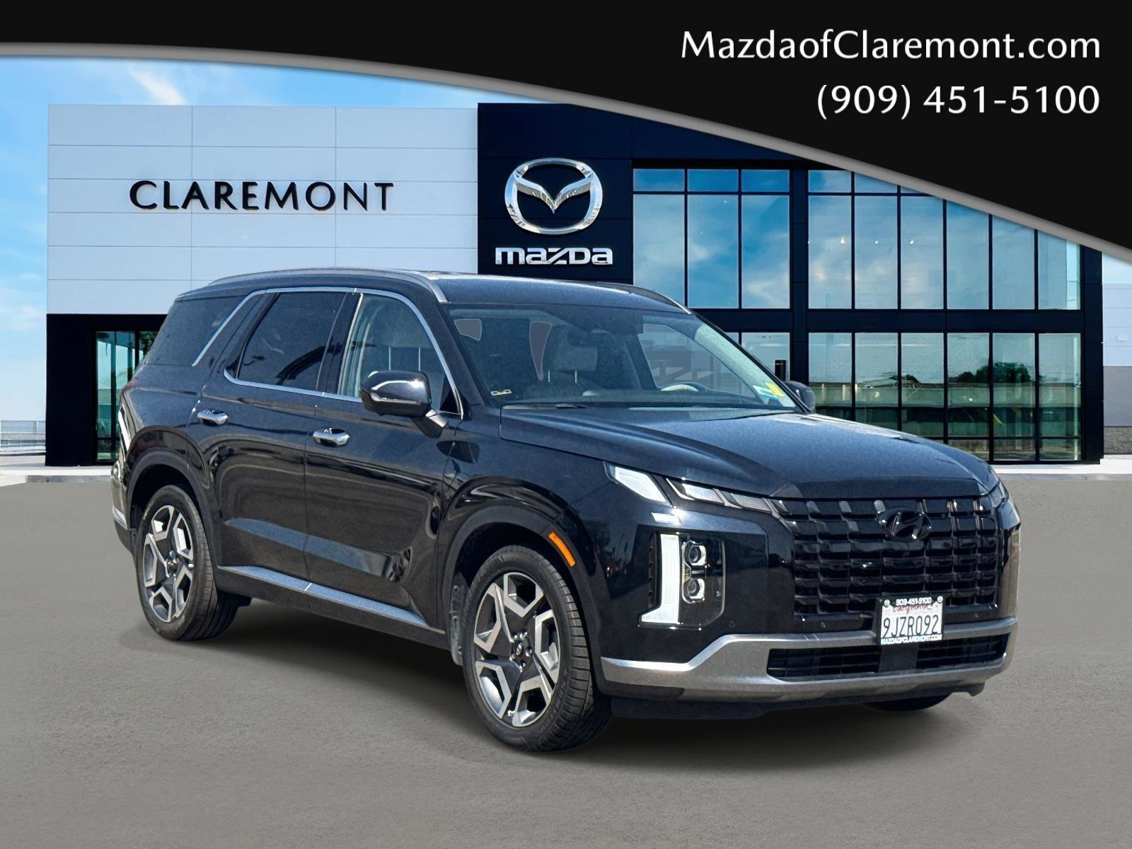 Used 2024 Hyundai Palisade Limited image 1