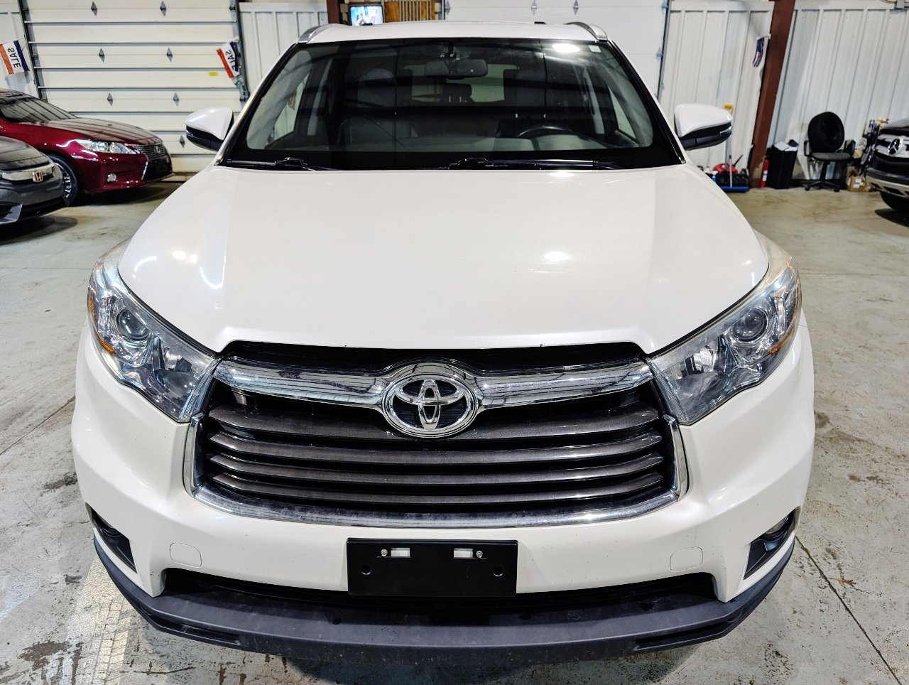 Used 2015 Toyota Highlander XLE image 12