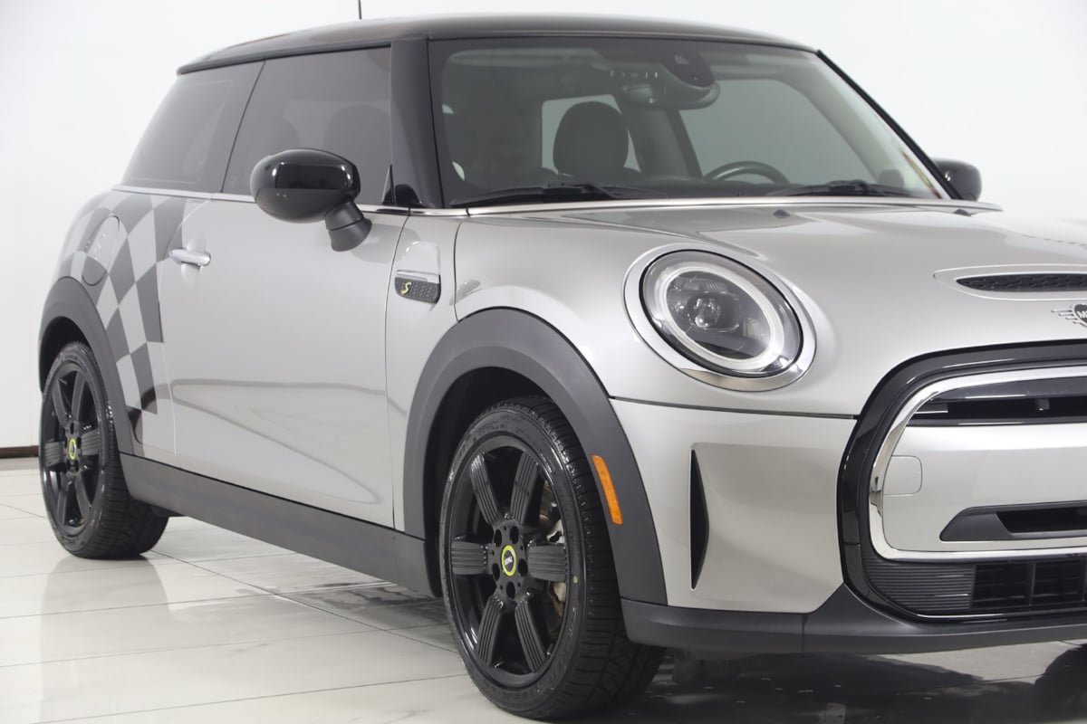 Used 2024 MINI Cooper SE FWD image 39