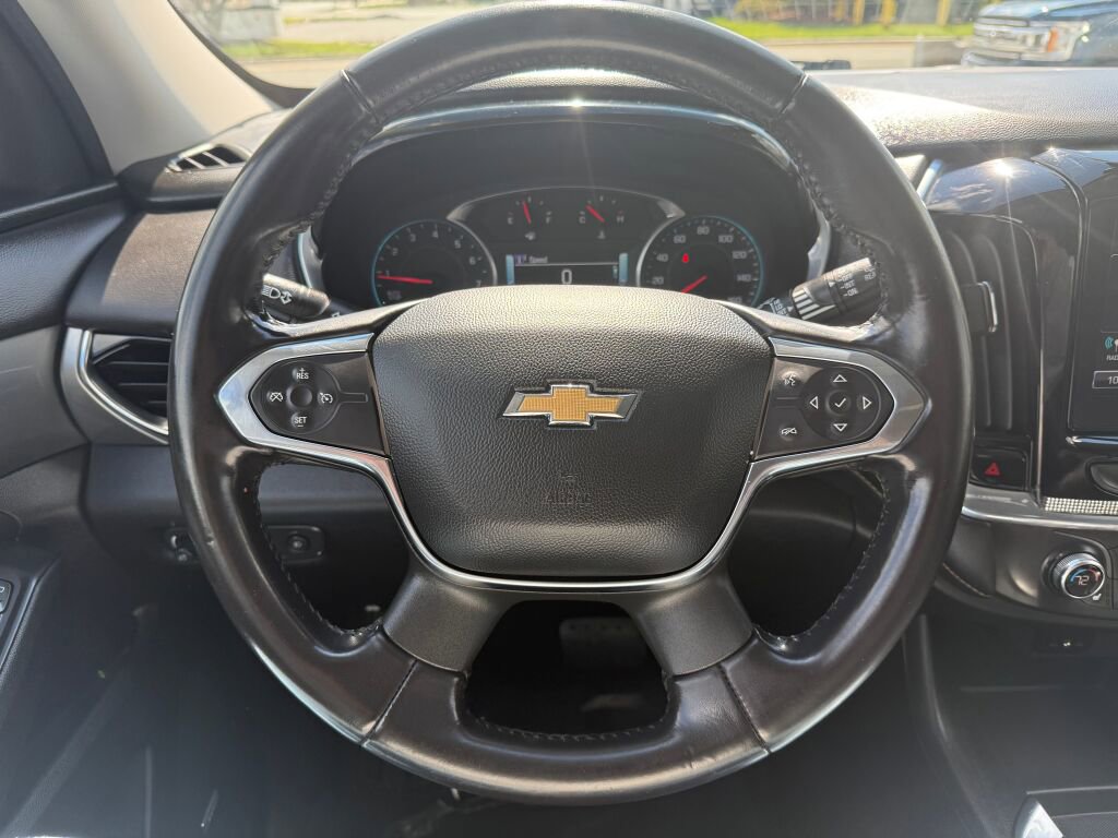 Used 2019 Chevrolet Traverse LT w/ LT Premium Package AWD/4WD image 13