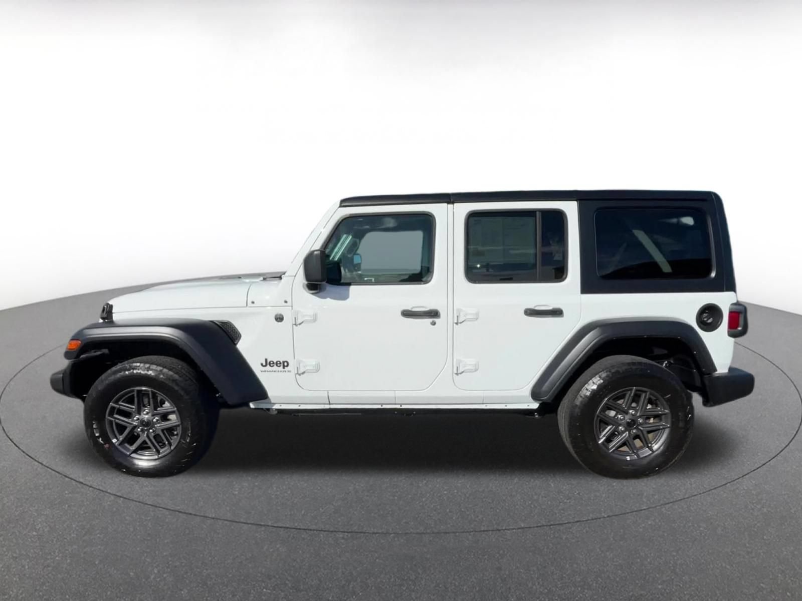 Used 2025 Jeep Wrangler Unlimited Sport AWD/4WD image 9