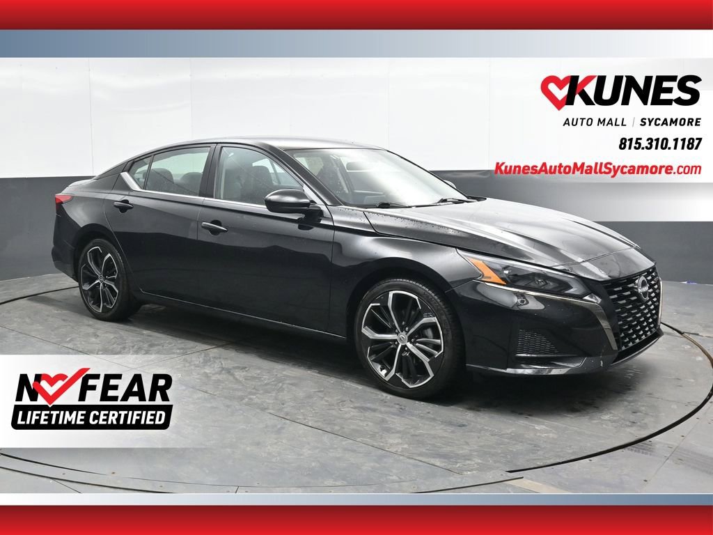Used 2025 Nissan Altima 2.5 SR
