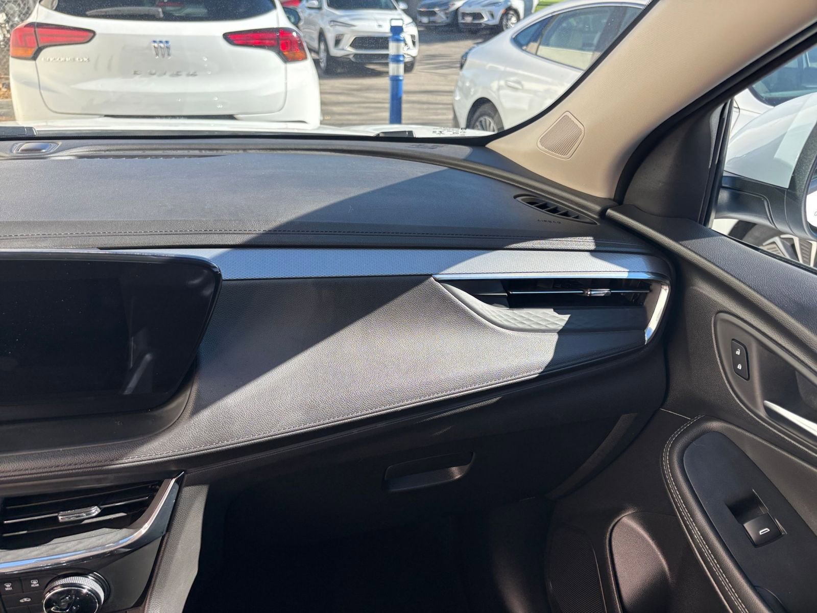 Used 2025 Buick Encore GX Preferred image 35