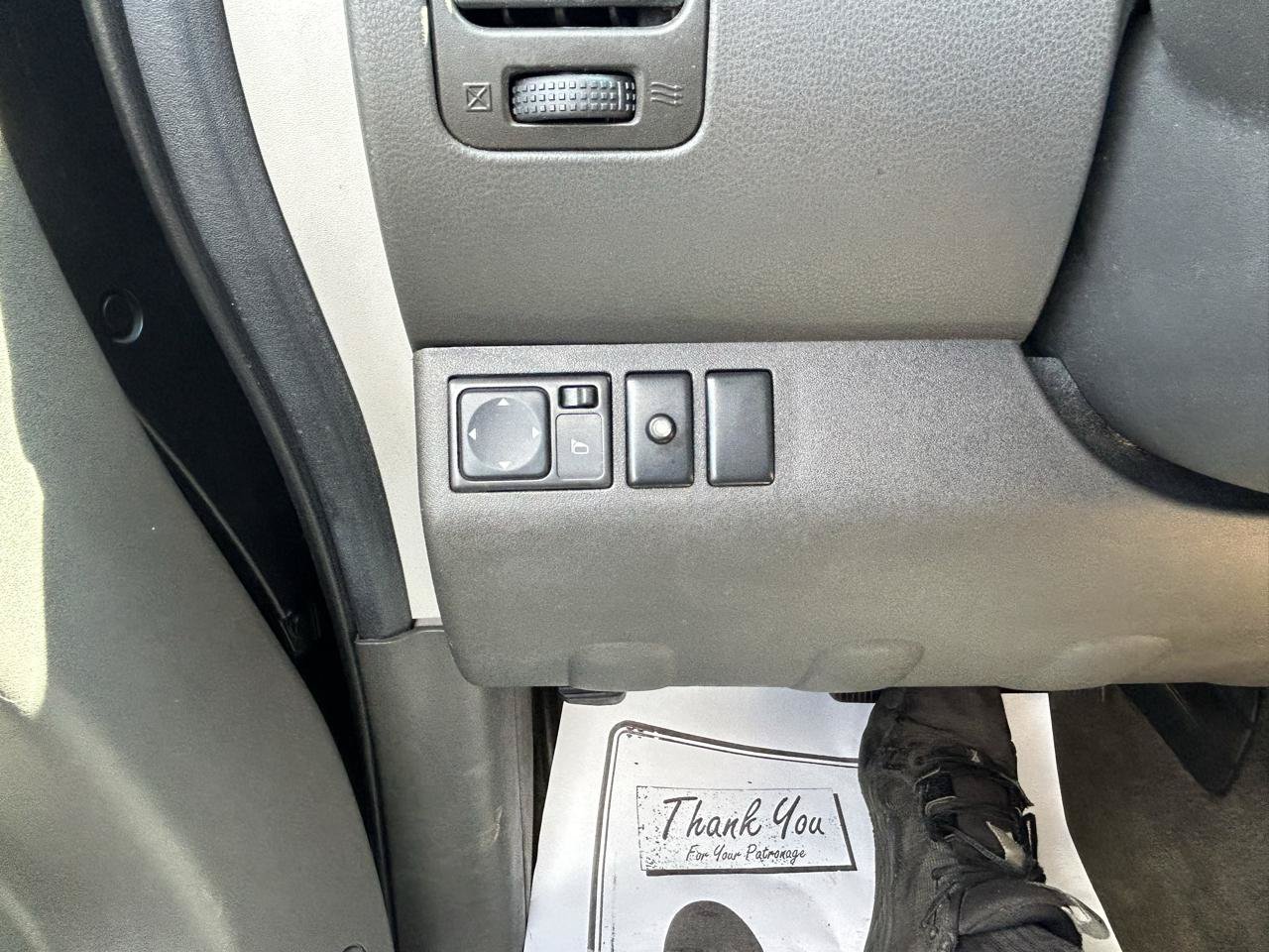 Used 2011 Nissan Pathfinder S AWD/4WD image 24