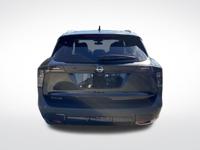 New 2027 Nissan Kicks SR FWD image 8