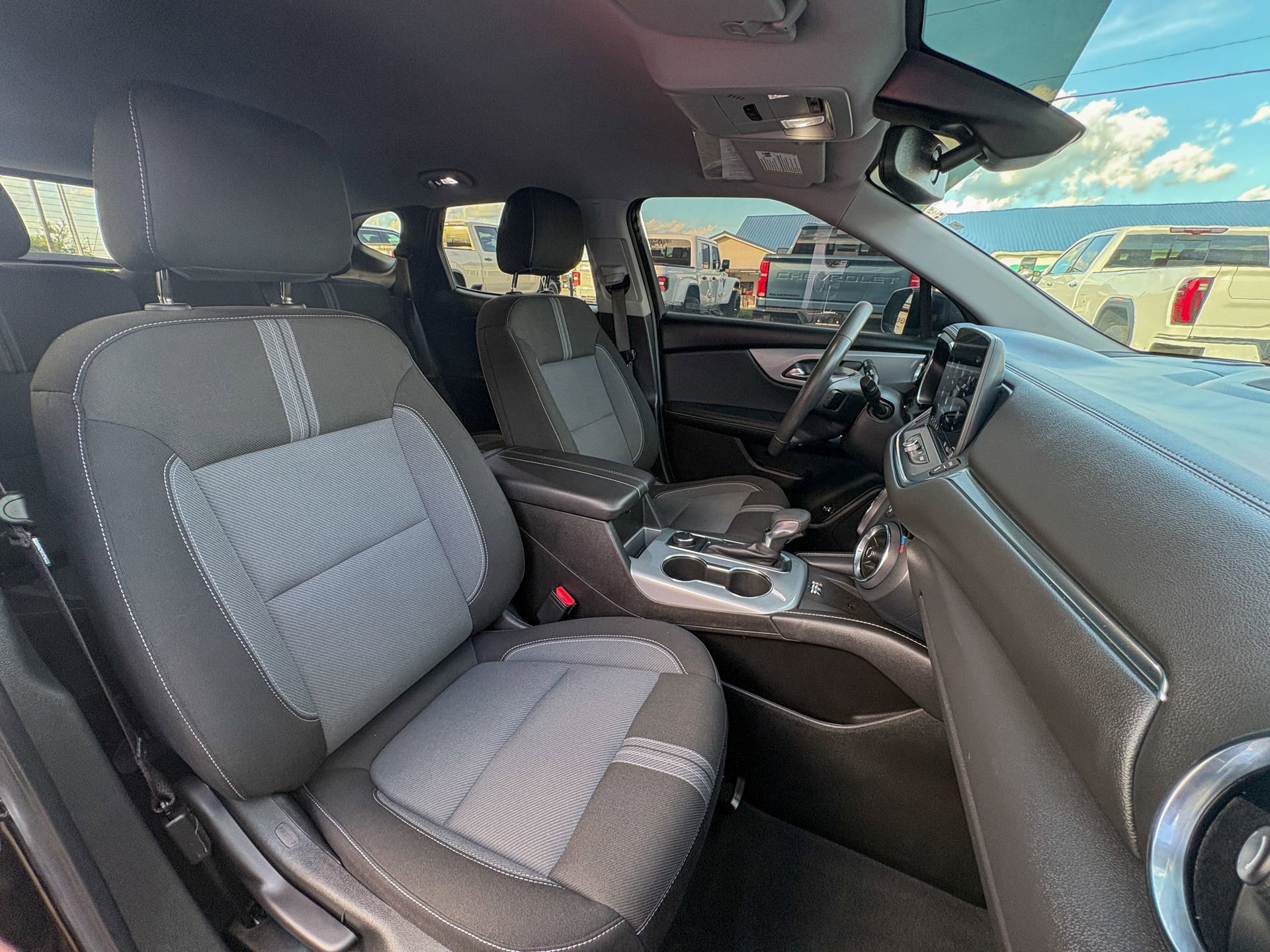 Used 2023 Chevrolet Blazer LT w/ Convenience Package image 19