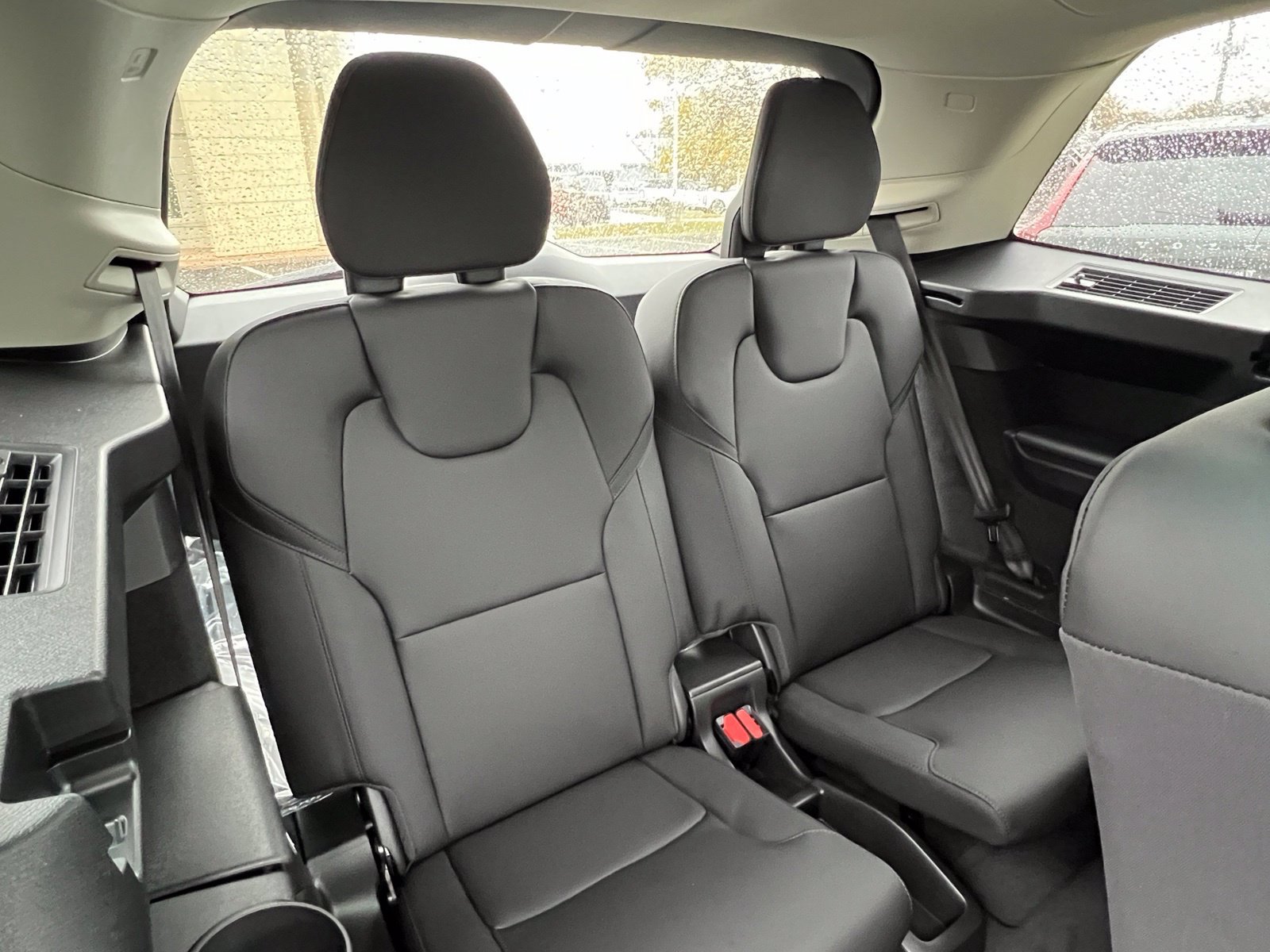 New 2027 Volvo XC90 T8 Bright AWD/4WD image 16