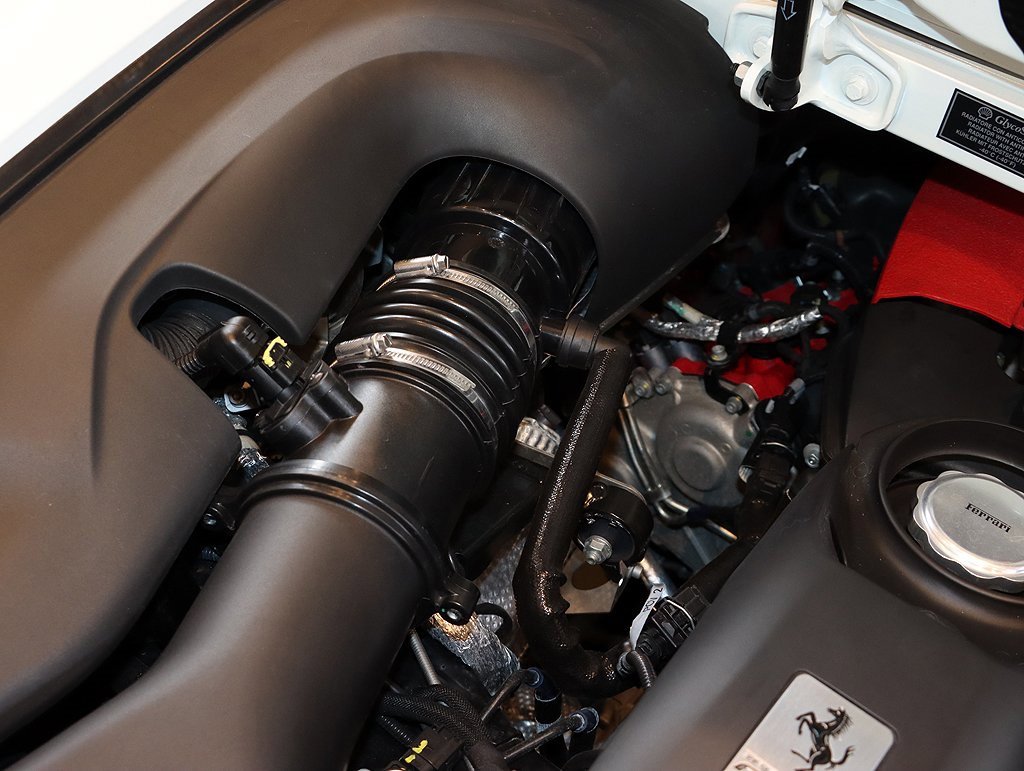Certified 2022 Ferrari F8 Spider image 91