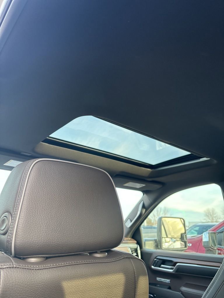 Used 2024 GMC Sierra 1500 Denali w/ Denali Reserve Package image 7