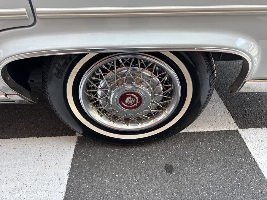 Used 1989 Cadillac Brougham image 15