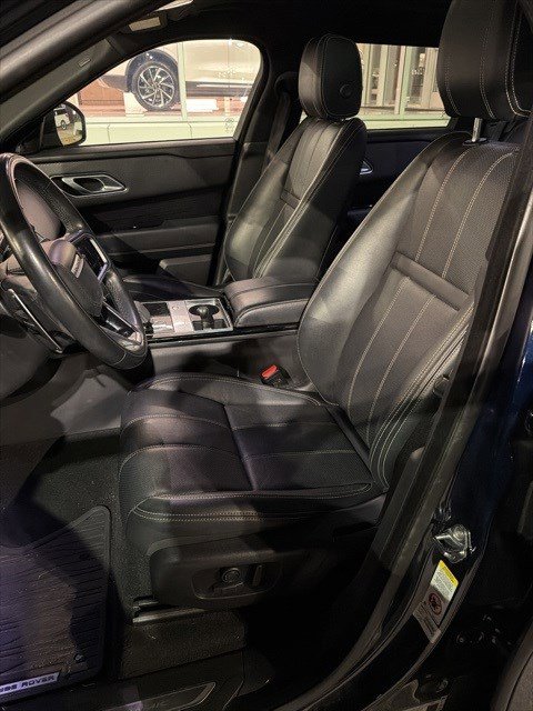 Used 2021 Land Rover Range Rover Velar R-Dynamic S image 11