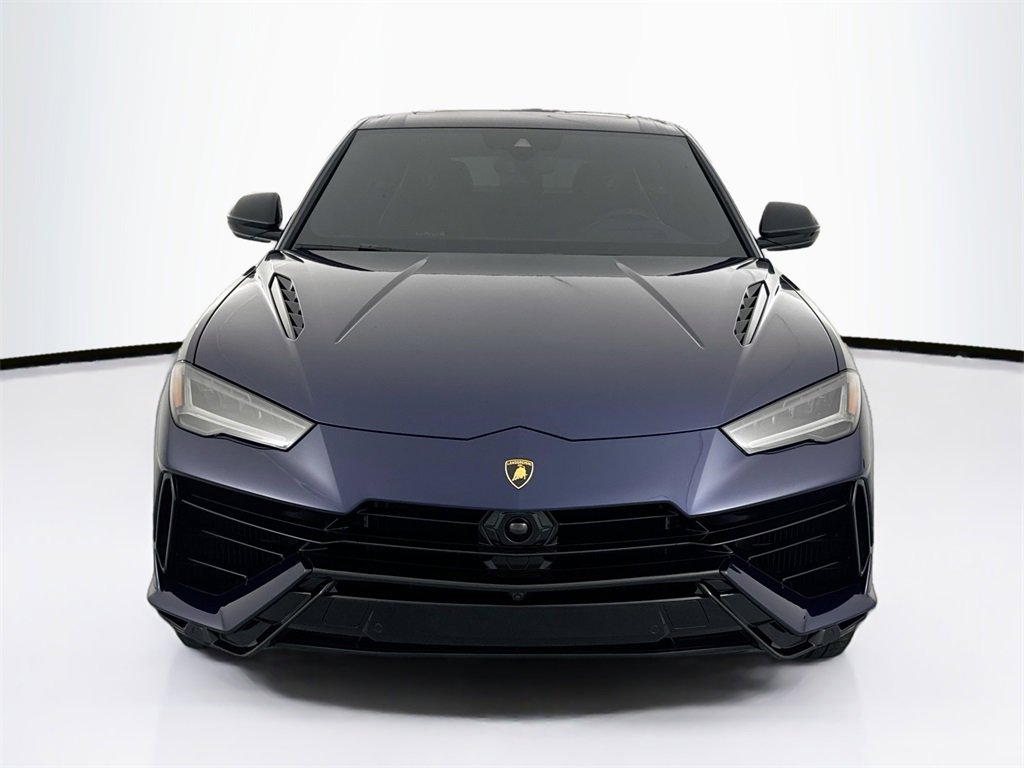 Used 2023 Lamborghini Urus S image 2