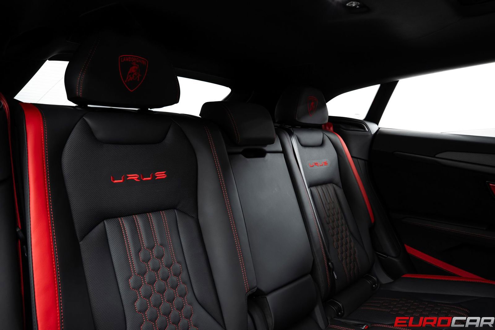 Used 2024 Lamborghini Urus Performante AWD/4WD image 47
