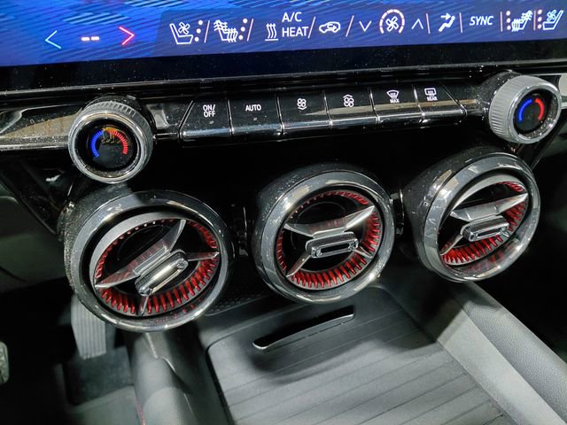 Used 2025 Chevrolet Blazer EV RS image 33