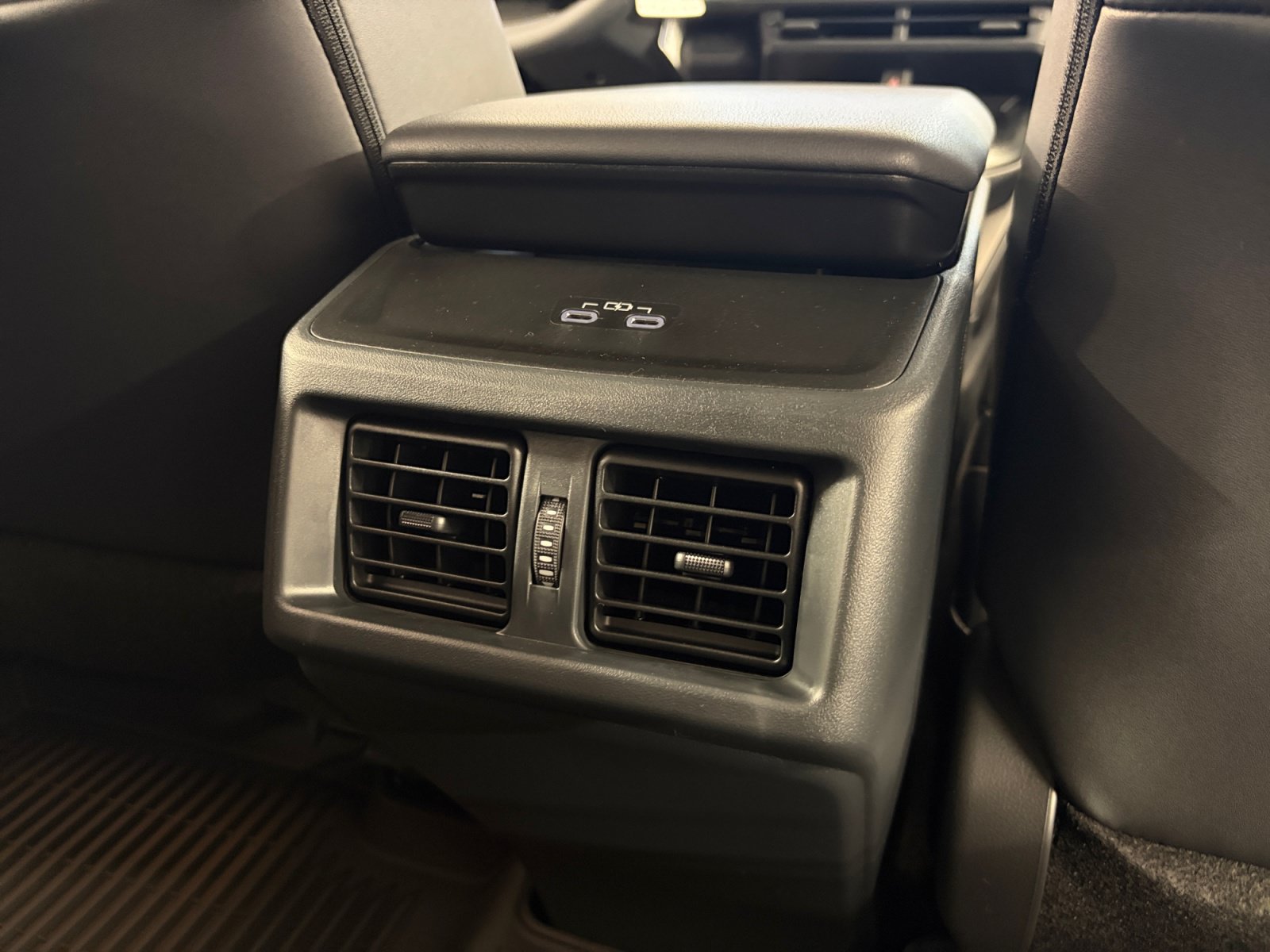 New 2027 Toyota bZ AWD/4WD image 32