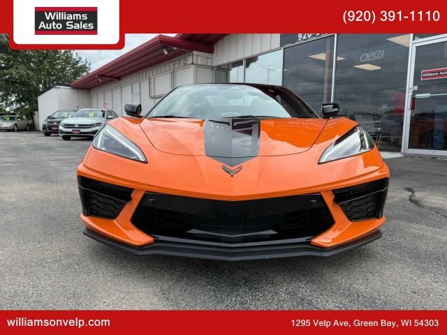 Used 2024 Chevrolet Corvette Stingray Preferred Conv w/ Z51 Performance Package RWD image 9