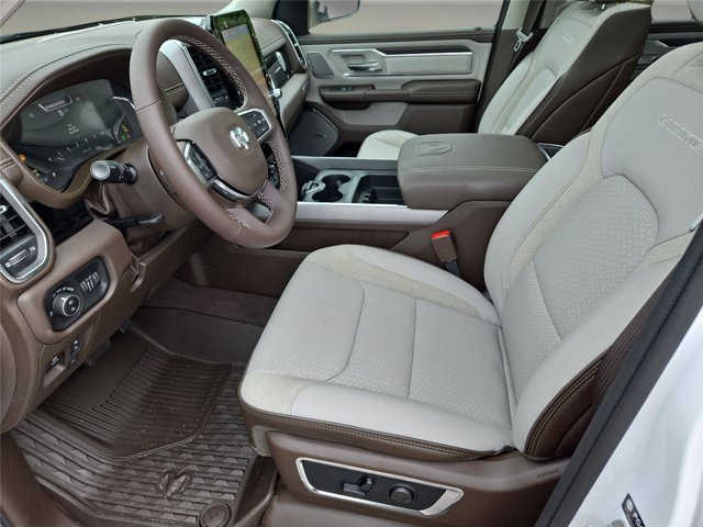 New 2026 RAM 1500 Laramie AWD/4WD image 34