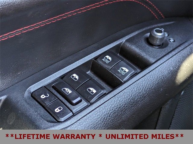 Used 2024 Jeep Compass Trailhawk image 24