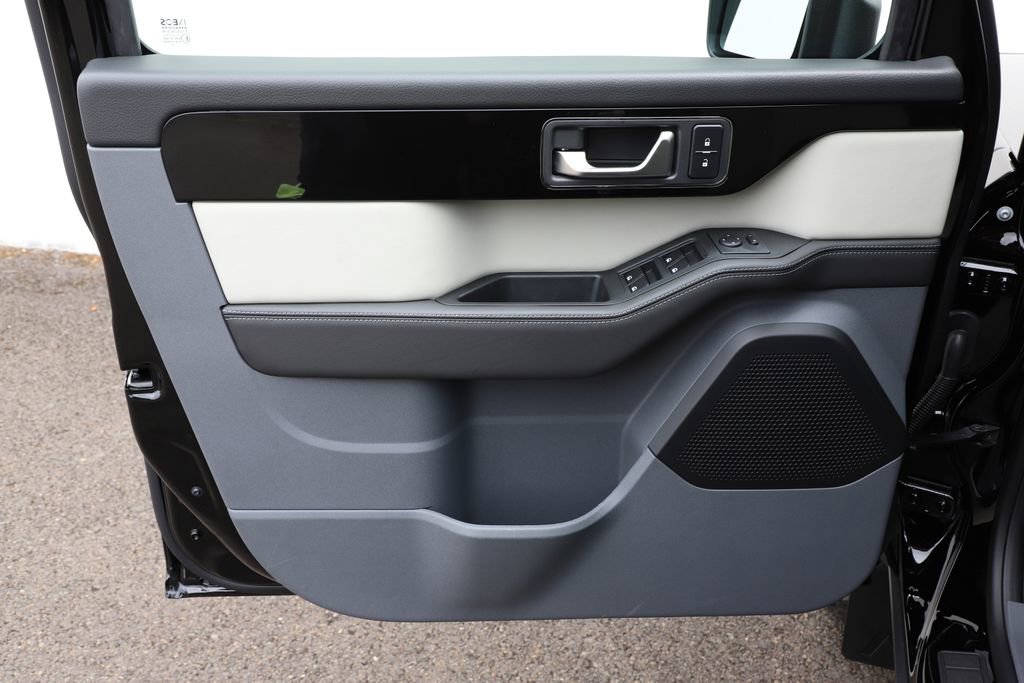 New 2025 INEOS Grenadier Fieldmaster Edition image 41