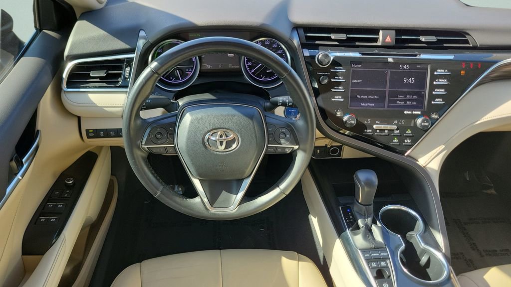 Used 2018 Toyota Camry XLE w/ Audio Package FWD image 13