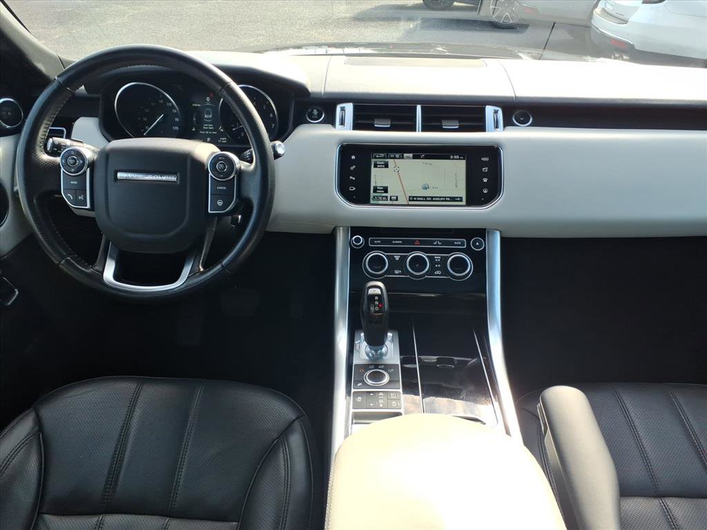 Used 2016 Land Rover Range Rover Sport HSE image 9