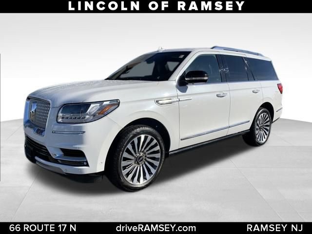Used 2021 Lincoln Navigator Reserve w/ Luxury Package image 1