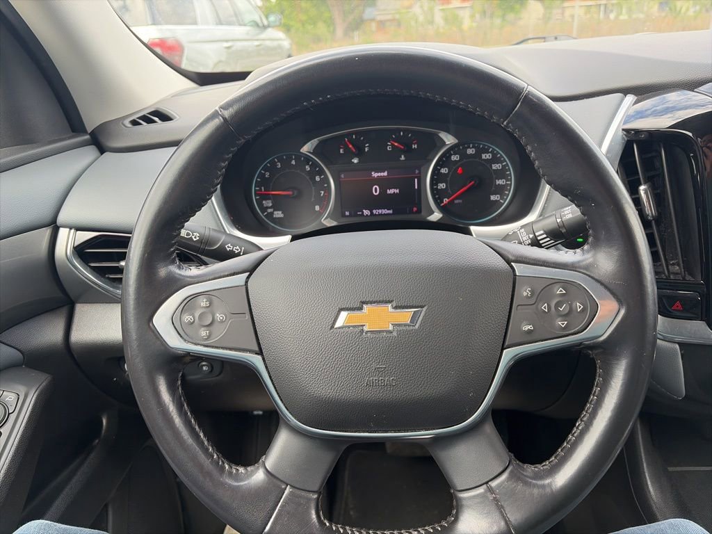 Used 2021 Chevrolet Traverse LT image 17