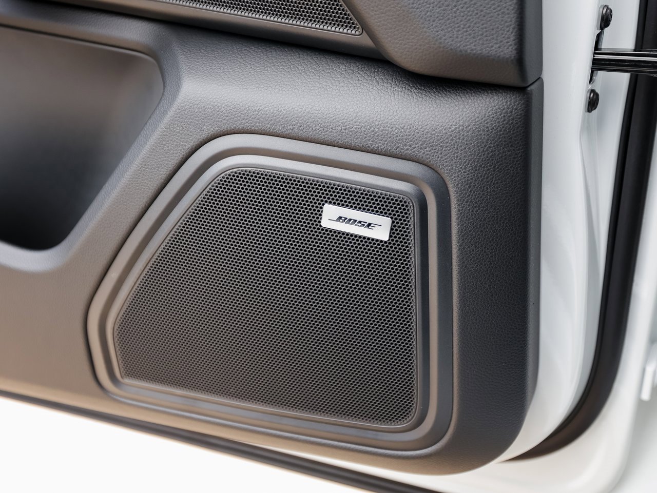 New 2026 Porsche Macan S image 22