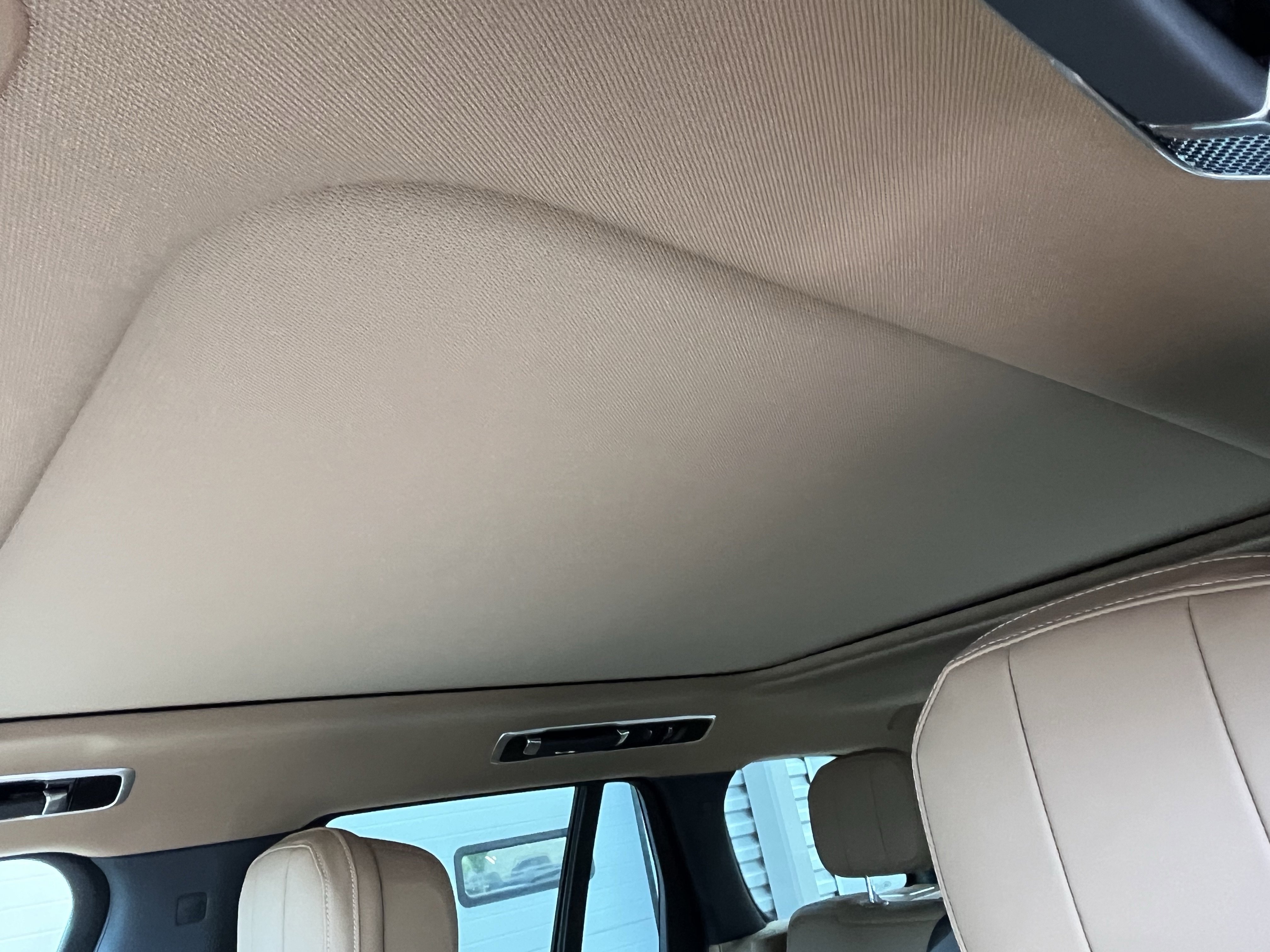 Certified 2026 Land Rover Range Rover SE image 26